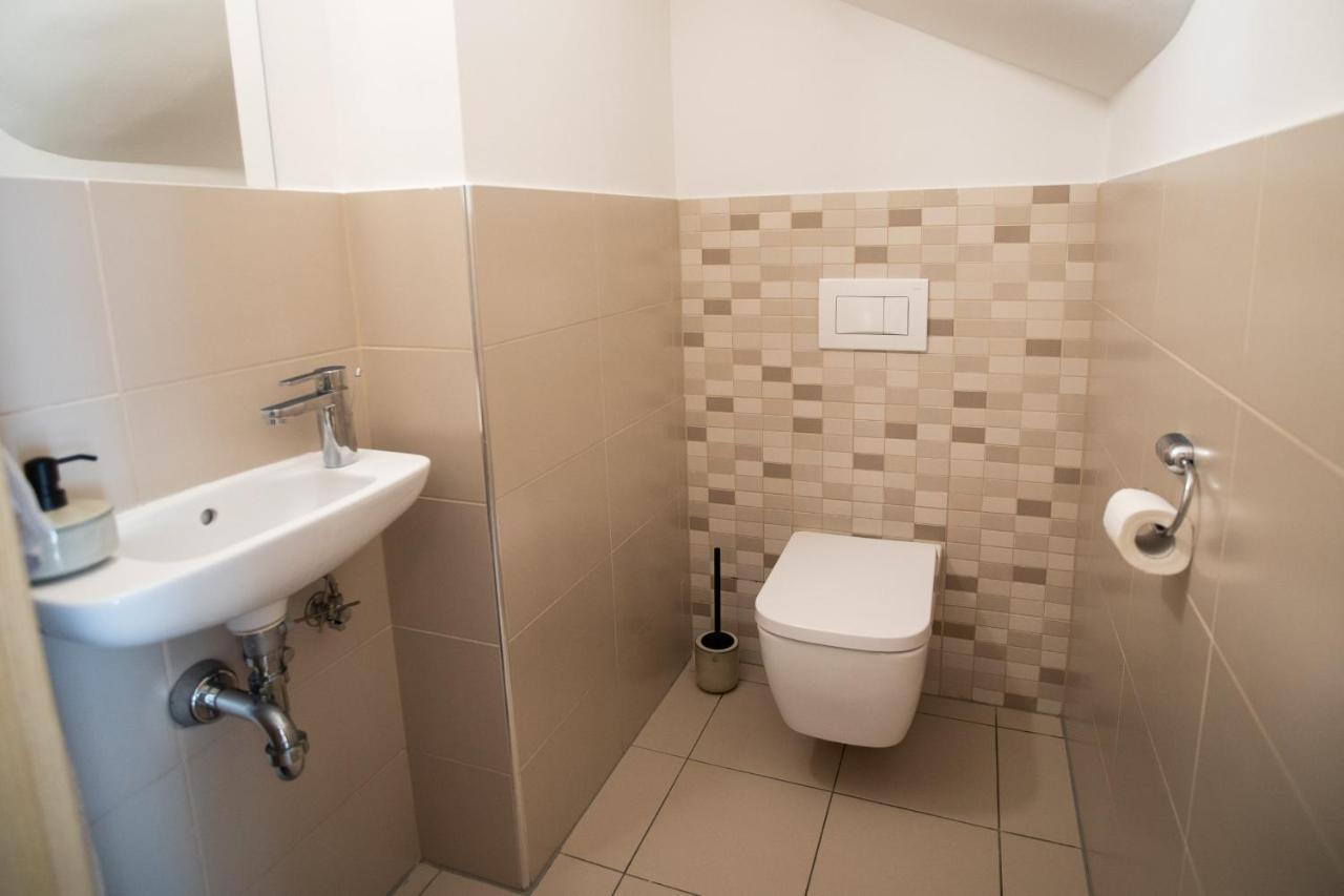 Pohorje Fox Duplex Apartment Marburgo Esterno foto